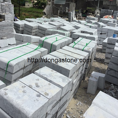 Đá Ghi Sáng Bó Vỉa Bo Tròn, Vát Cạnh Theo Yêu Cầu 9 Mặc dù chi phí đầu tư ban đầu cao hơn nhưng đá tự nhiên sẽ tiết kiệm chi phí bảo trì, bảo dưỡng lâu dài so với bê tông hay nứt vỡ, sứt cạnh.