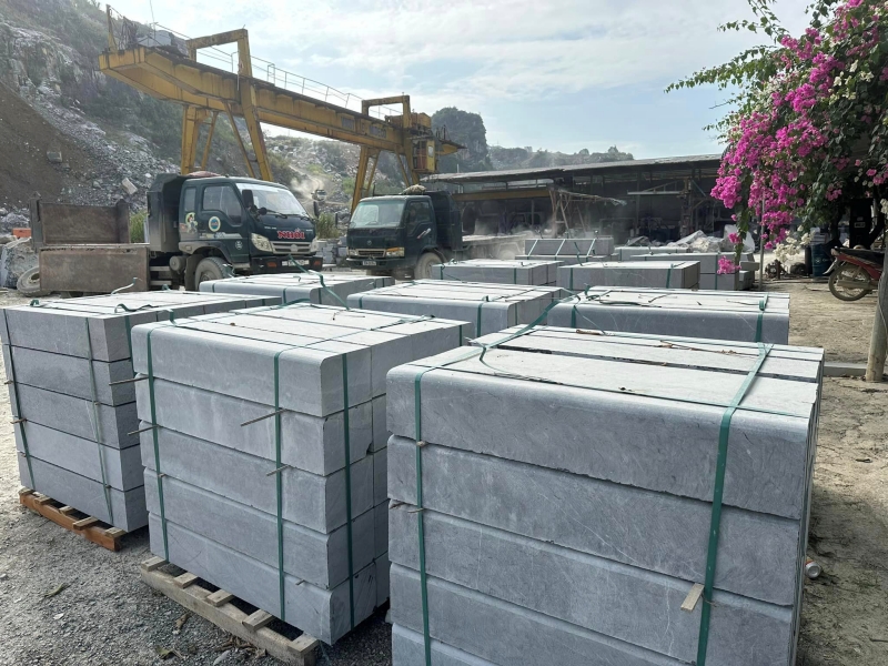 Với hệ thống mỏ đá, xưởng gia công và đội ngũ kỹ thuật giàu kinh nghiệm, Đông Á Stone có khả năng cung ứng số lượng lớn cho các công trình hạ tầng, khu đô thị và dự án cảnh quan trên toàn quốc.
