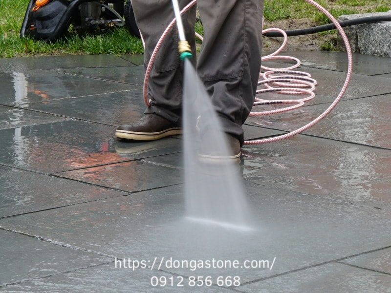 Vẻ đẹp của đá xanh Thanh Hóa phụ thuộc rất lớn vào cách sử dụng và cách vệ sinh, bảo dưỡng.