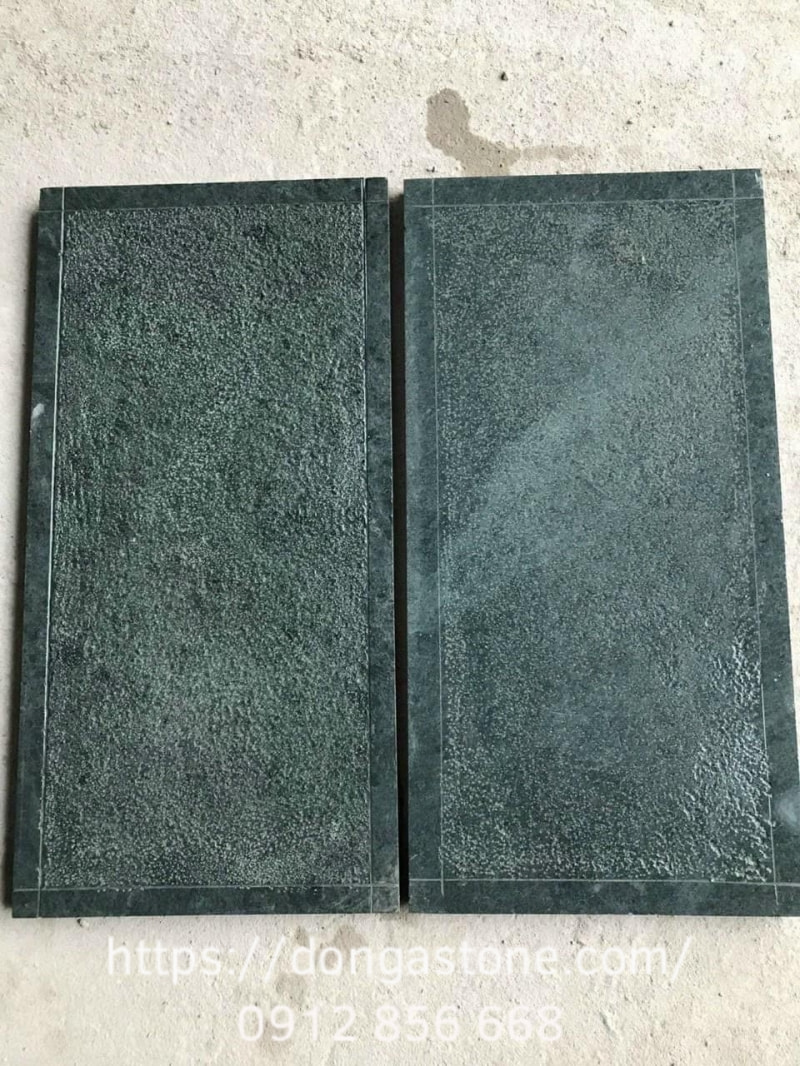 Kích Thước Đá Xanh Thanh Hóa Phổ Biến Và Cách Chọn Size Phù Hợp 3 Hãy ưu tiên đá xanh rêu mài hone hoặc băm trừ viền để tăng thêm vẻ thượng lưu cho biệt thự.