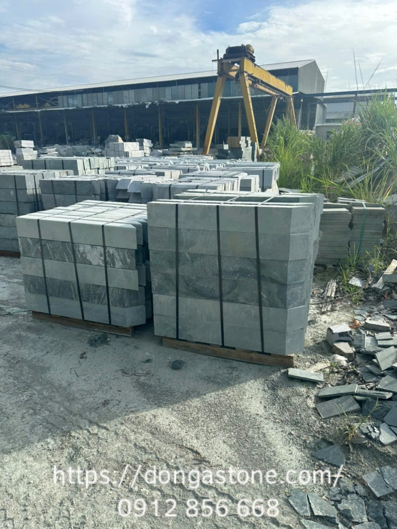 Quy Trình Khai Thác, Sản Xuất Đá Tự Nhiên Tiêu Chuẩn Quốc Tế 6 Đá tự nhiên cao cấp là sự kết hợp hài hòa giữa kết cấu bền chắc, vẻ đẹp tự nhiên và kỹ thuật gia công chuẩn xác.