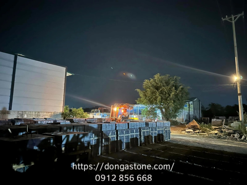 Quy Trình Đóng Gói Đá Xanh Thanh Hóa Đạt Chuẩn Tại Đông Á Stone 6 Cần cân nhắc lựa chọn phương án đóng hàng phù hợp với đặc thù dự án, chủng loại, số lượng đá và điều kiện vận chuyển.