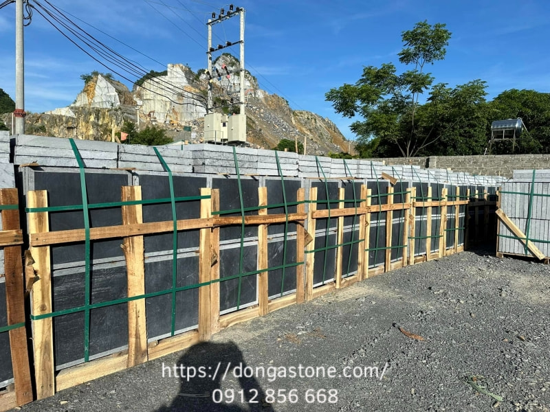 Đông Á Stone cam kết cung cấp nguồn đá xanh Thanh Hóa đạt chuẩn xuất khẩu, đa dạng mẫu mã phù hợp với mọi công trình của khách hàng.