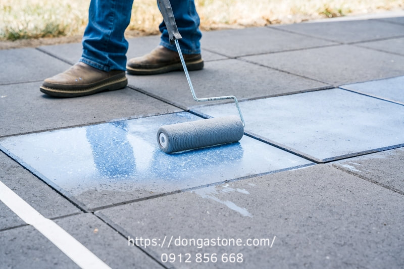 Cách xử lý đá xanh Thanh Hóa bị ố vàng, rêu mốc