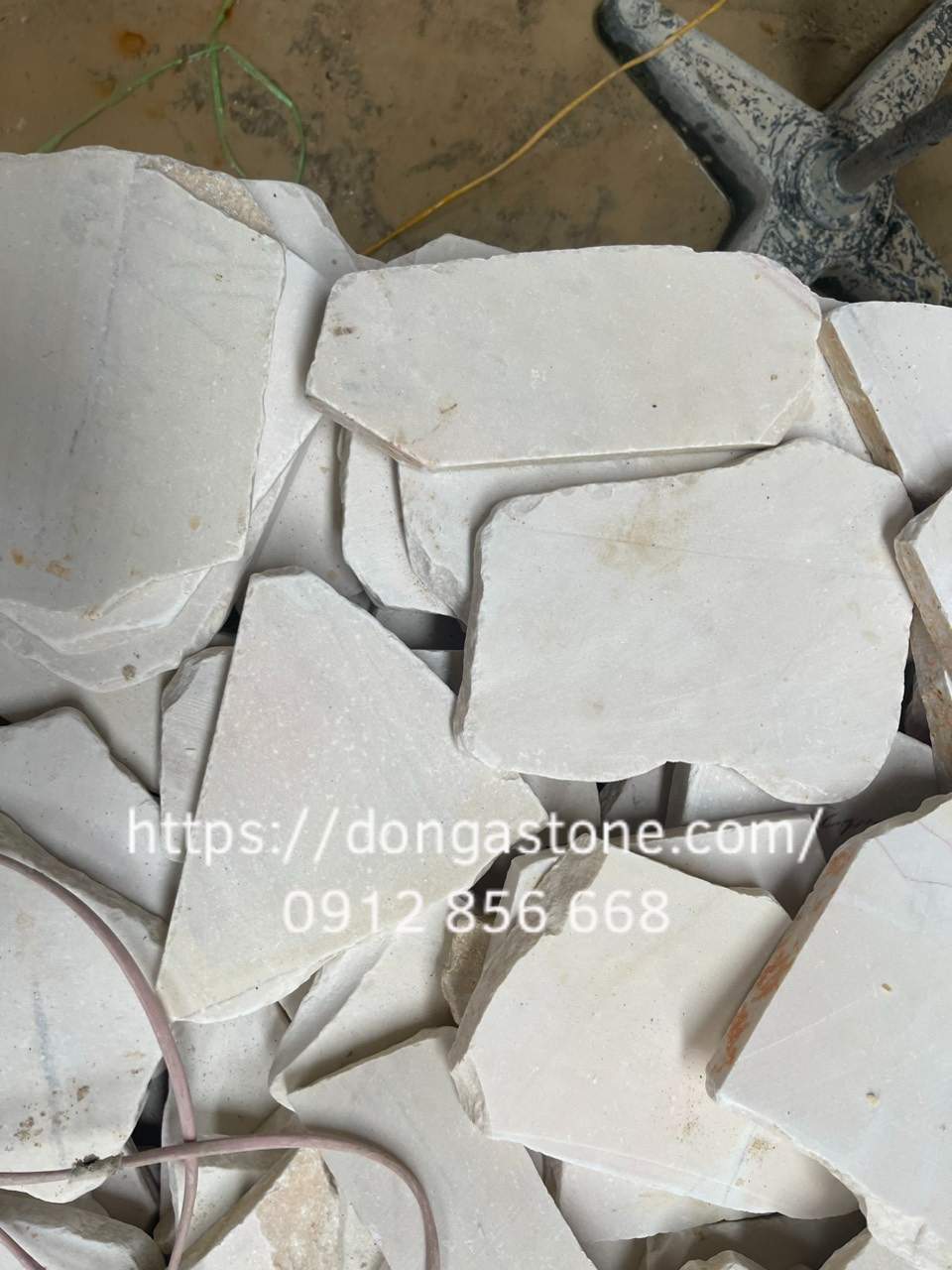 Đá bước dặm (đá thớt) Thanh Hóa: Giá bán & Các hình dáng độc đáo